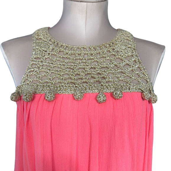 Lilly Pulitzer pink dress with gold detail. Completely lined. XS. Super cute. - Picture 4 of 11
